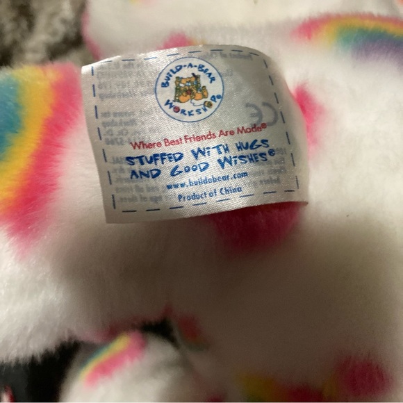 Build A Bear Workshop Season of Hugs Summer Hugs Bear Rainbow Embroidered Bear - Picture 6 of 6
